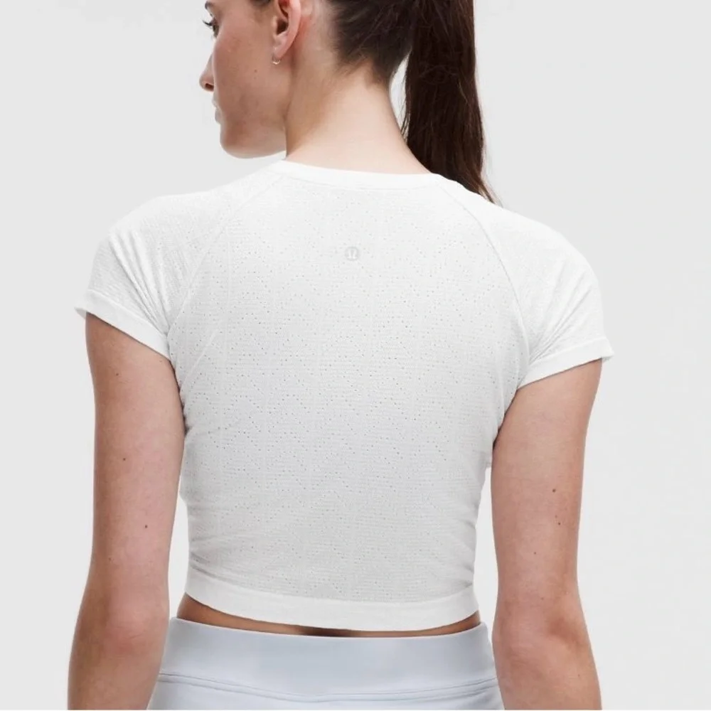 Lululemon Swiftly Pointelle Women's White Cropped‎ Top